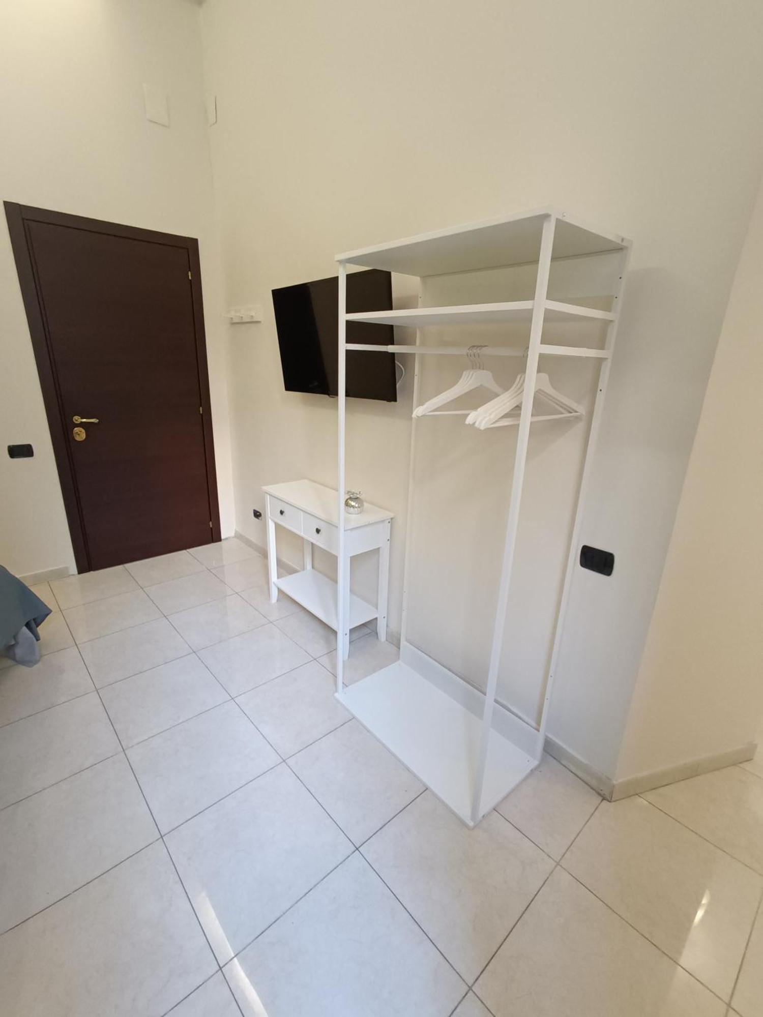 Residenza Geri - Suite And Home Napoli Centro Exterior photo