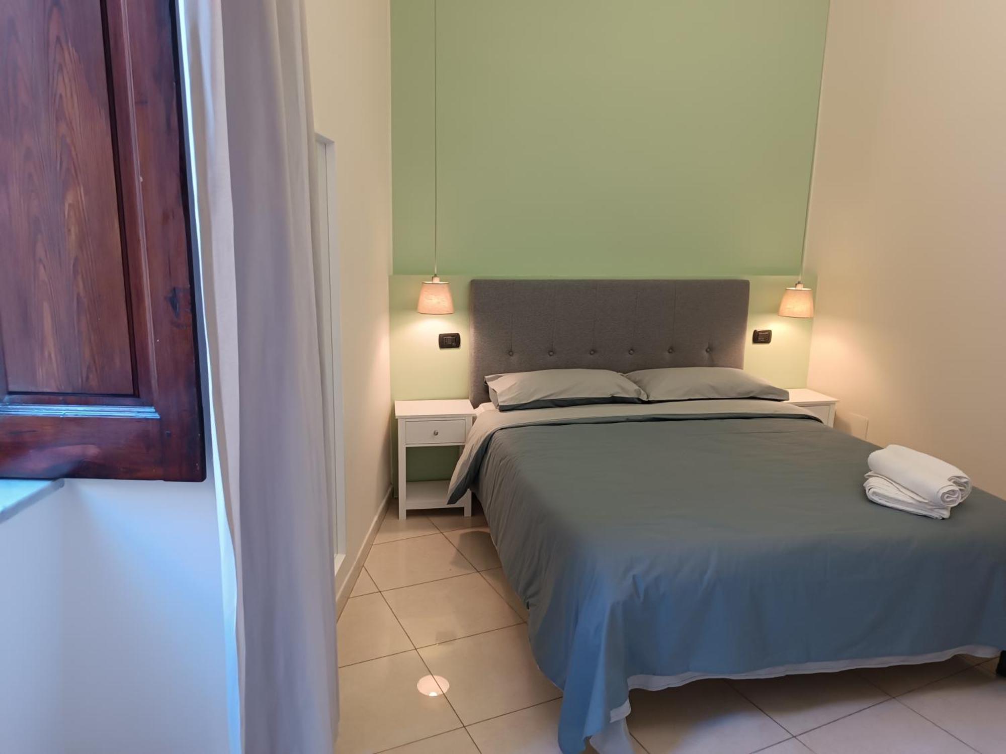 Residenza Geri - Suite And Home Napoli Centro Exterior photo