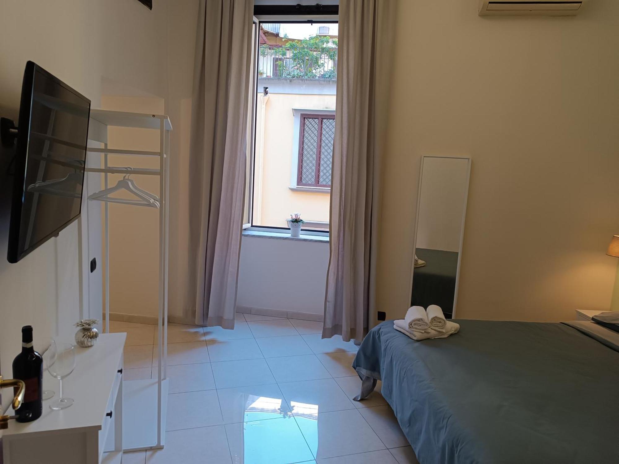 Residenza Geri - Suite And Home Napoli Centro Exterior photo